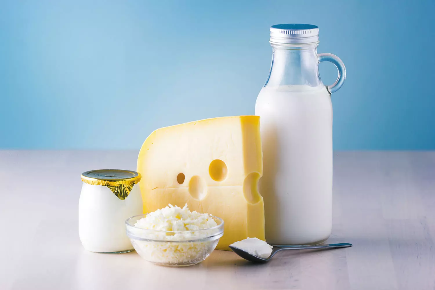 Sữa và các chế phẩm bơ sữa