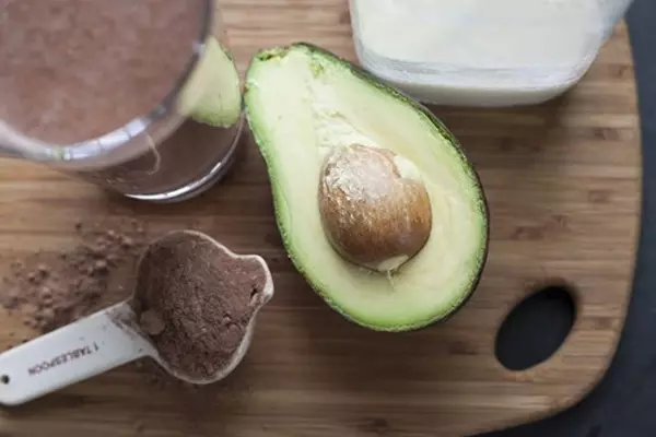 Cách Uống Sinh Tố Bơ Cacao