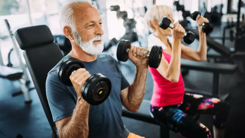 Bài tập gym cho người cao tuổi giúp tăng cường sức khỏe