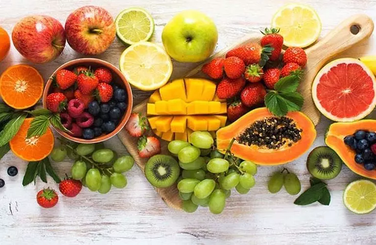 Trái cây có múi như cam, chanh, bưởi có nhiều vitamin tốt cho mắt