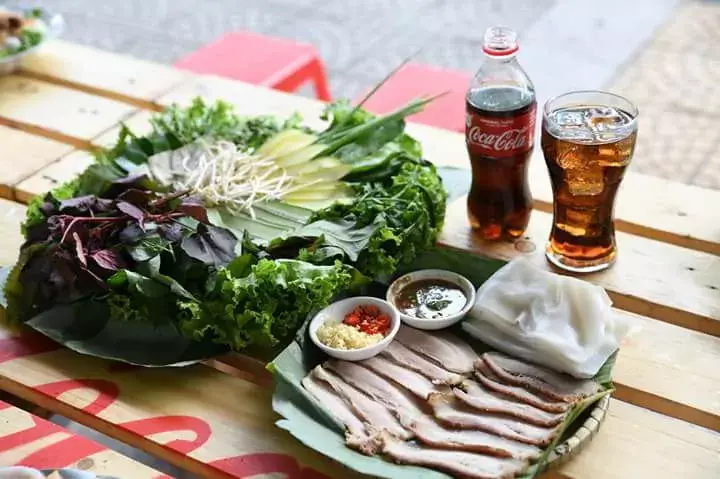 Quán bánh tráng thịt heo nổi tiếng ở Đà Nẵng ca sĩ Đàm VĨnh Hưng cũng ghé qua