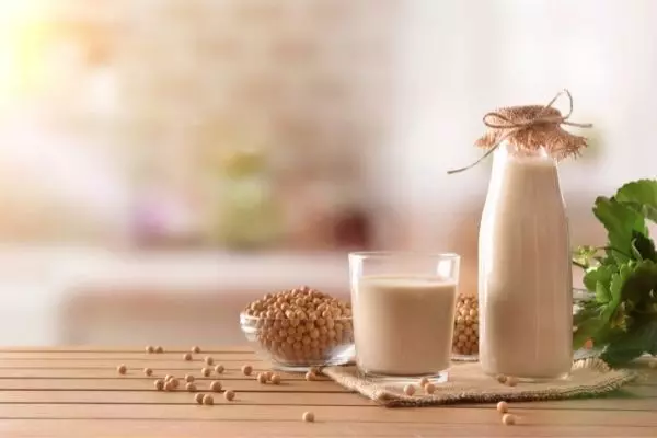 Bà bầu uống sữa đậu nành được không để giúp da khỏe đẹp?