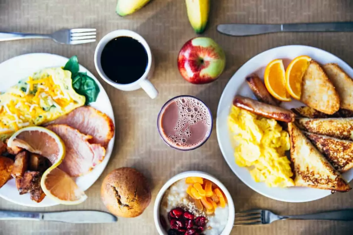 Nhịn ăn sáng có giảm cân không